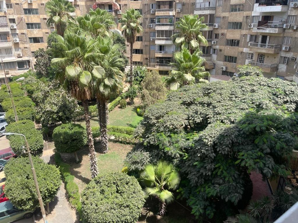 Apartamento 2 Bedrooms Spacious Flat 7 Mins To Airport