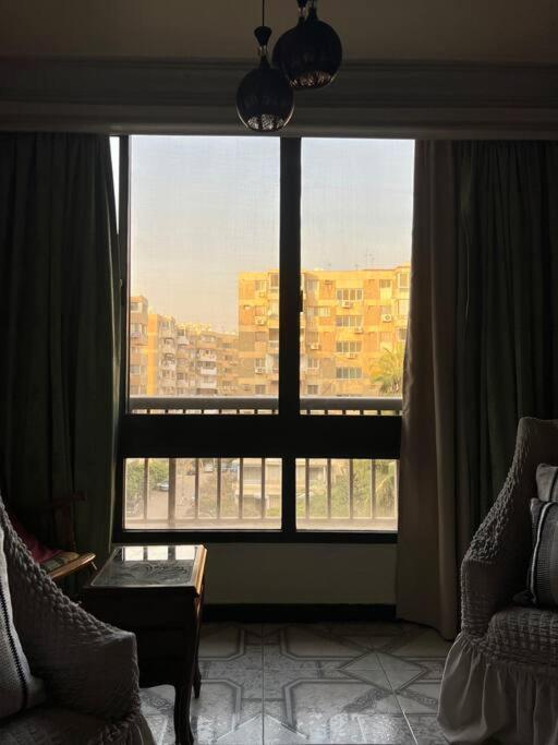 דירה 2 Bedrooms Spacious Flat 7 Mins To Airport קהיר